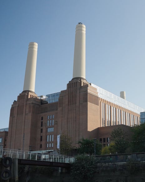 Battersea power station, London.